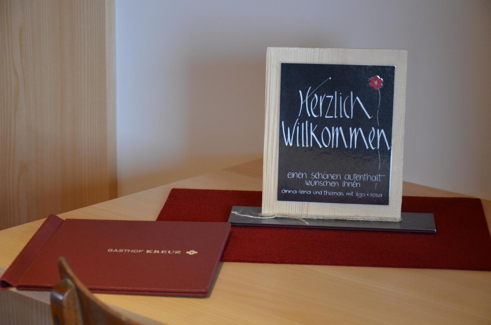 Gasthof Kreuz Bildstein Bagian luar foto