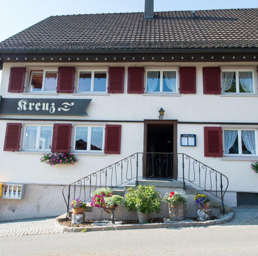 Gasthof Kreuz Bildstein Bagian luar foto