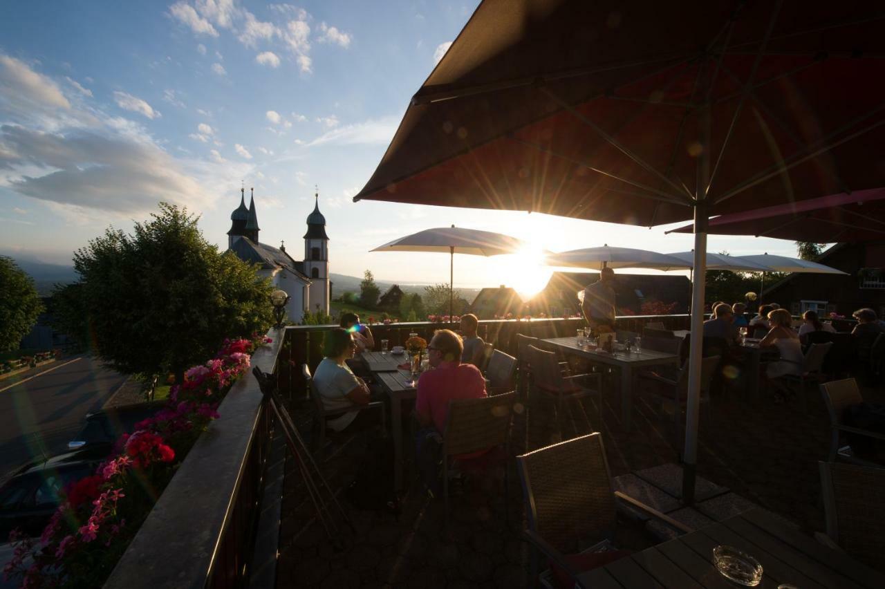 Gasthof Kreuz Bildstein Bagian luar foto