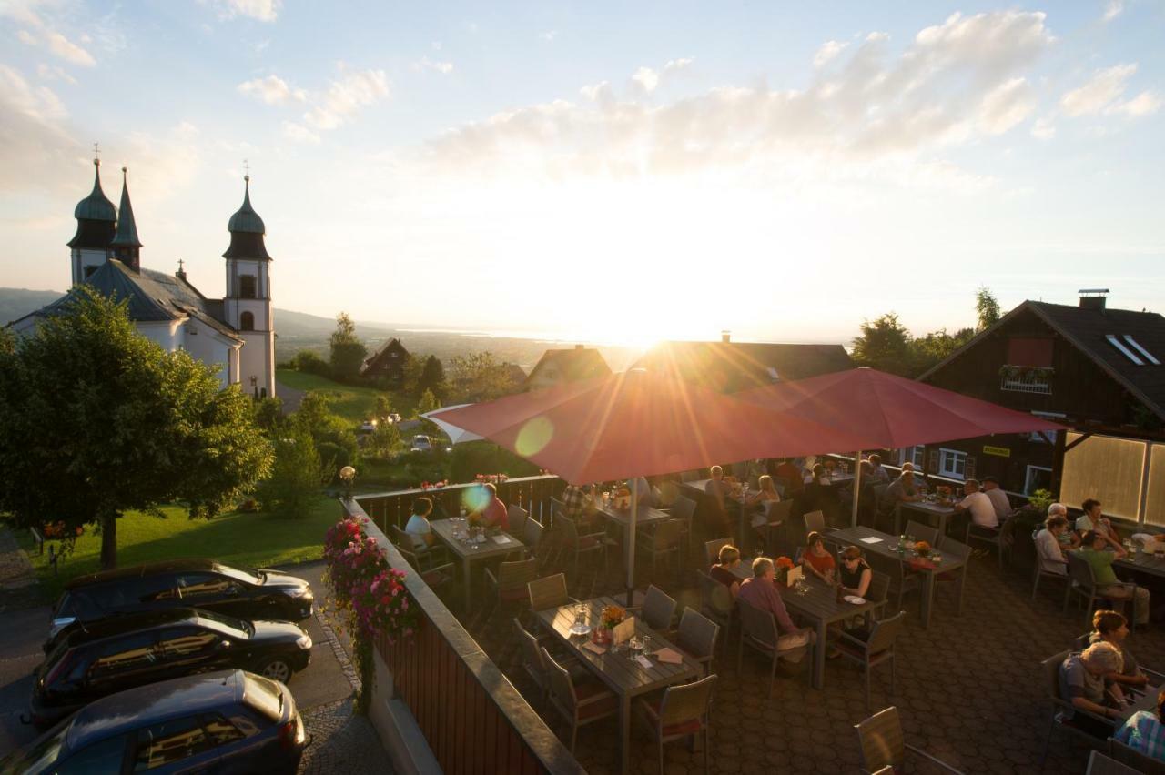 Gasthof Kreuz Bildstein Bagian luar foto